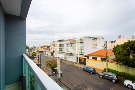 Casa à venda com 200m², 3 quartos e 4 vagasVaranda do quarto 1