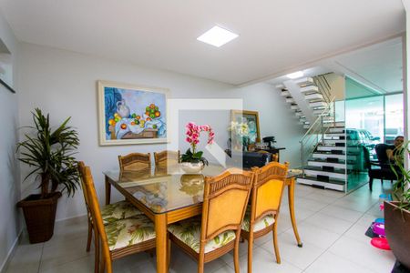 Casa à venda com 200m², 3 quartos e 4 vagasEspaço gourmet