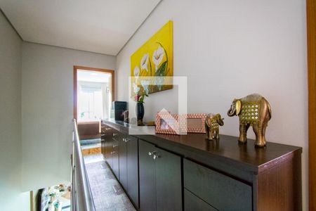 Casa à venda com 200m², 3 quartos e 4 vagasCorredor