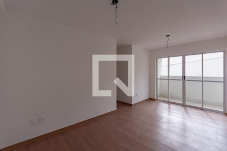 Sala de apartamento para alugar com 3 quartos, 92m² em Jardim Guanabara, Belo Horizonte