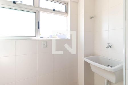 Apartamento à venda com 60m², 2 quartos e 2 vagas Apartamento à venda com 60m², 2 quartos e 2 vagasCozinha e Área de Serviço