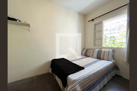 Casa à venda com 240m², 4 quartos e 5 vagas Casa à venda com 240m², 4 quartos e 5 vagasQuarto 3