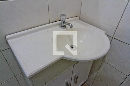 Casa à venda com 240m², 3 quartos e 2 vagasBanheiro