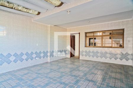 Casa à venda com 240m², 3 quartos e 2 vagasGaragem