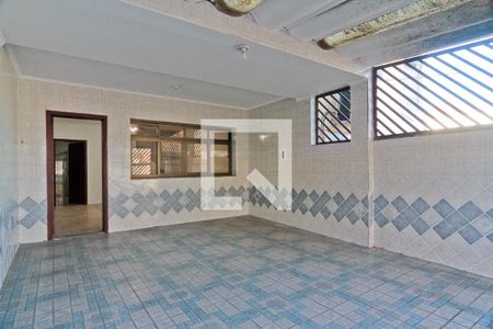 Casa à venda com 240m², 3 quartos e 2 vagasGaragem