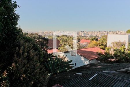 Casa à venda com 240m², 3 quartos e 2 vagasVista
