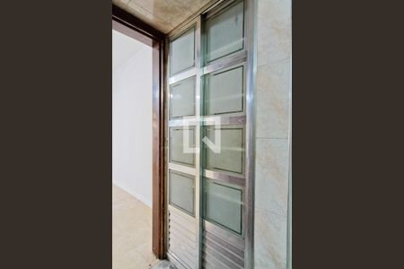 Casa à venda com 240m², 3 quartos e 2 vagasCozinha