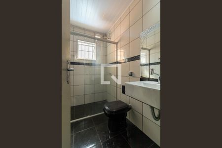 Casa para alugar com 100m², 3 quartos e 2 vagasBanheiro