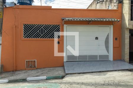 Casa para alugar com 100m², 3 quartos e 2 vagasFachada
