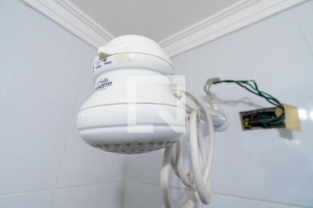 Casa de condomínio à venda com 174m², 3 quartos e 4 vagasChuveiro