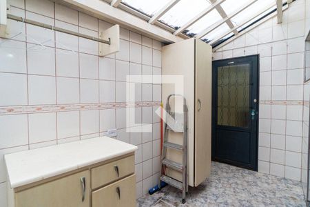 Casa de condomínio à venda com 174m², 3 quartos e 4 vagasÁrea de Serviço