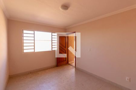 Sala de casa à venda com 4 quartos, 150m² em Santa Maria, Belo Horizonte