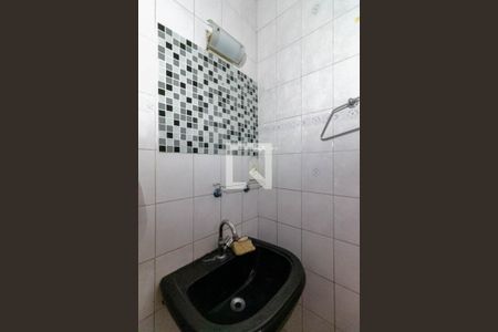 Casa para alugar com 80m², 1 quarto e sem vaga Casa para alugar com 80m², 1 quarto e sem vagaBanheiro Social