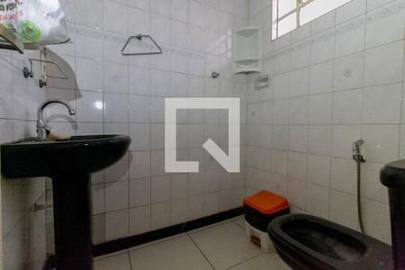 Casa para alugar com 80m², 1 quarto e sem vaga Casa para alugar com 80m², 1 quarto e sem vagaBanheiro Social