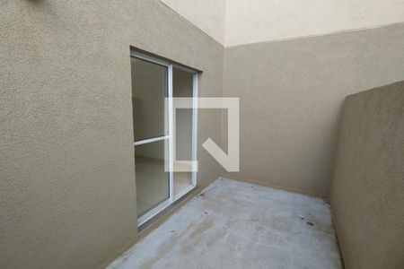 Apartamento para alugar com 45m², 2 quartos e 1 vagaVaranda