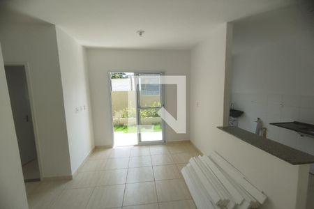 Sala de apartamento para alugar com 2 quartos, 45m² em Terras de Santa Marta, Ribeirão Preto