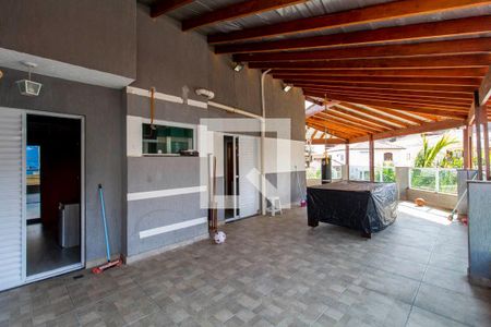Casa para alugar com 230m², 3 quartos e 5 vagasVaranda 