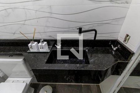 Lavabo  de casa para alugar com 3 quartos, 230m² em Jardim Maringa, São Paulo