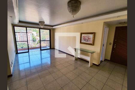 Apartamento à venda com 105m², 3 quartos e 2 vagasSala