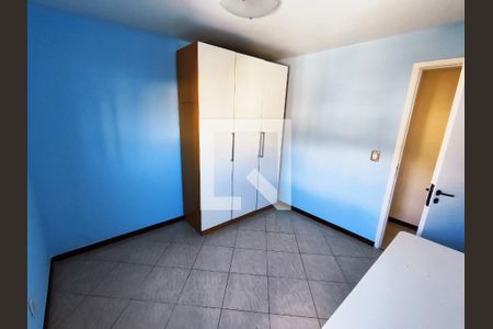 Apartamento à venda com 105m², 3 quartos e 2 vagasQuarto 3 - Armários