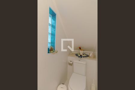 Casa à venda com 184m², 2 quartos e 3 vagasBanheiro