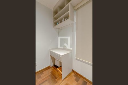 Casa à venda com 184m², 2 quartos e 3 vagasBanheiro