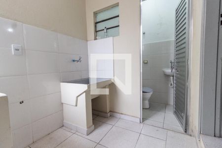 Casa para alugar com 40m², 1 quarto e sem vagaÁrea de serviço