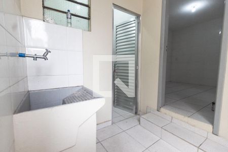 Casa para alugar com 40m², 1 quarto e sem vagaÁrea de serviço