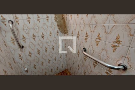 Casa para alugar com 247m², 5 quartos e 2 vagasBanheiro 3