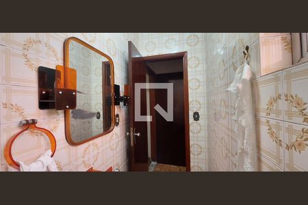 Lavabo de casa à venda com 5 quartos, 247m² em Vila Pires, Santo André