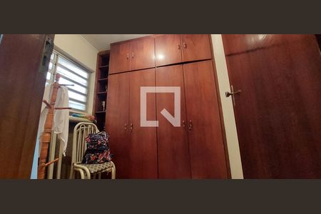 Casa para alugar com 247m², 5 quartos e 2 vagasQuarto 4