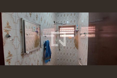 Casa para alugar com 247m², 5 quartos e 2 vagasBanheiro 3