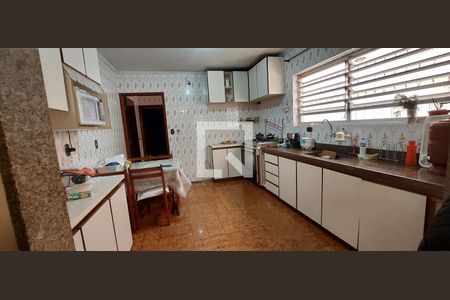 Casa para alugar com 247m², 5 quartos e 2 vagasCozinha