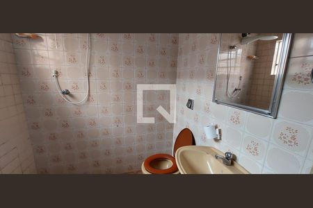 Casa para alugar com 247m², 5 quartos e 2 vagas banheiro 4