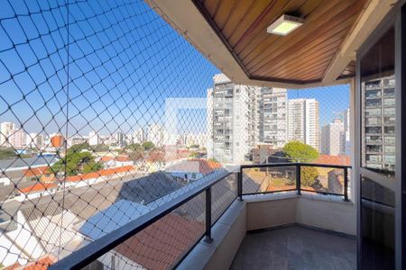 Varanda de apartamento para alugar com 4 quartos, 113m² em Vila Dom Pedro I, São Paulo