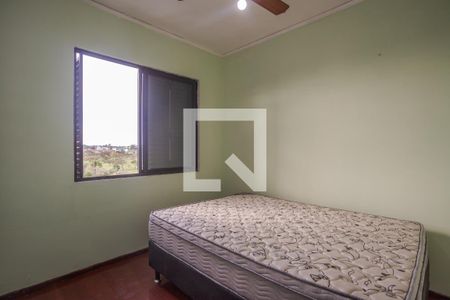 Quarto 1 de apartamento à venda com 2 quartos, 54m² em Sarandi, Porto Alegre