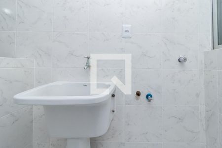 Apartamento à venda com 72m², 2 quartos e 1 vaga Apartamento à venda com 72m², 2 quartos e 1 vagaCozinha e Área de Serviço