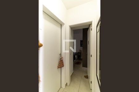Apartamento à venda com 65m², 2 quartos e 1 vagaCorredor
