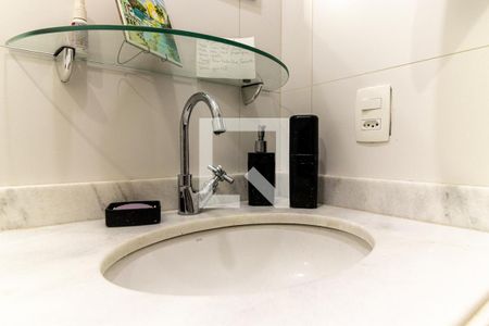 Apartamento à venda com 65m², 2 quartos e 1 vagaBanheiro Social - Torneira