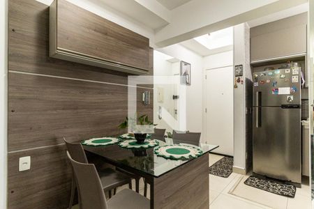 Cozinha de apartamento à venda com 2 quartos, 65m² em Santa Efigênia, São Paulo