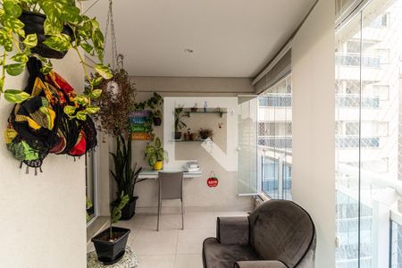 Apartamento à venda com 65m², 2 quartos e 1 vagaVaranda