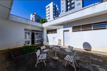 Área externa de casa à venda com 6 quartos, 400m² em Serra, Belo Horizonte