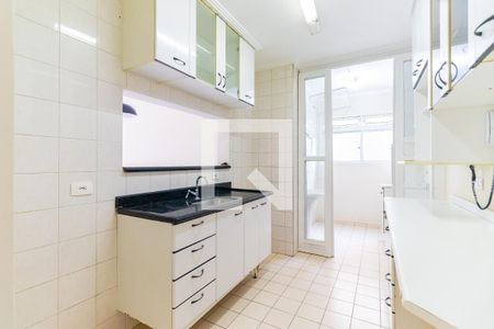 Apartamento à venda com 64m², 2 quartos e 1 vaga Apartamento à venda com 64m², 2 quartos e 1 vagaCozinha