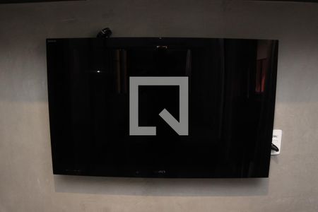 Televisão de kitnet/studio para alugar com 1 quarto, 25m² em Consolação, São Paulo