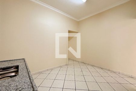 Apartamento para alugar com 75m², 2 quartos e sem vagaCozinha