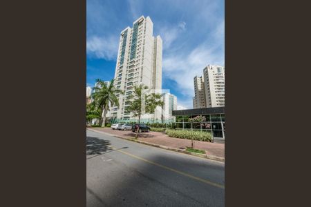 Apartamento para alugar com 84m², 3 quartos e 2 vagasFachada