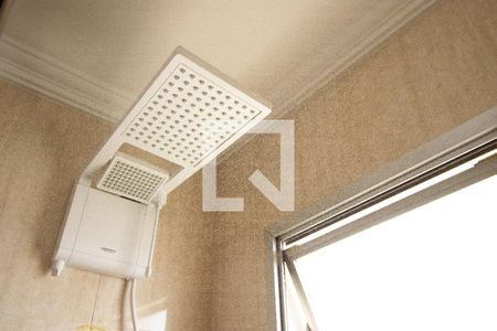 Apartamento à venda com 67m², 2 quartos e 1 vagaBanheiro- detalhe chuveiro