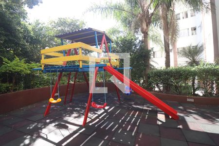 Apartamento à venda com 48m², 2 quartos e 1 vagaÁrea comum - Playground