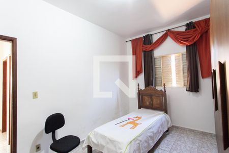 Quarto 2 de casa à venda com 3 quartos, 140m² em Braúnas, Belo Horizonte