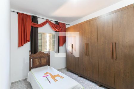 Quarto 2 de casa à venda com 3 quartos, 140m² em Braúnas, Belo Horizonte